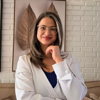 Dra. Aline Santana Da Silva