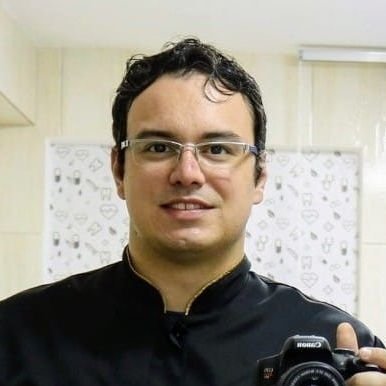Dr. Raphael Amaral