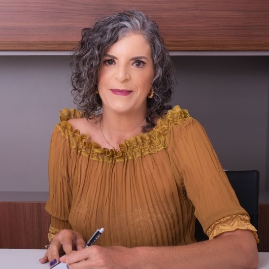 Isabel Cecilia de Oliveira Lopes