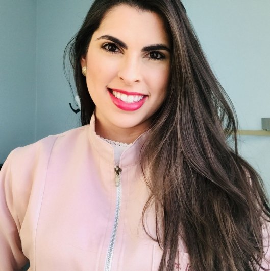 Dra. Isabella da Costa Abreu Rodrigues