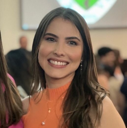 Dra. Mariana Ribeiro