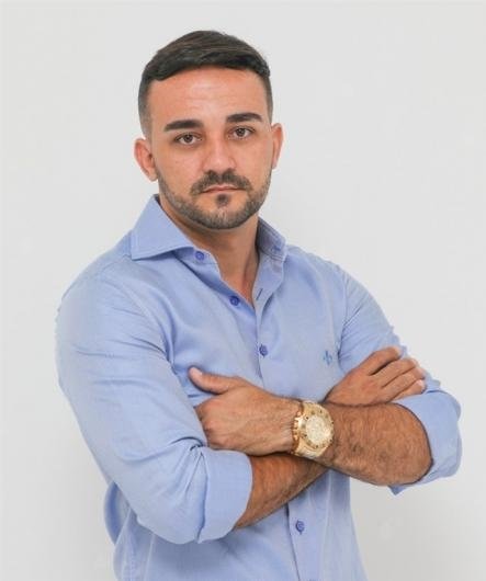Dr. Juliano Mello