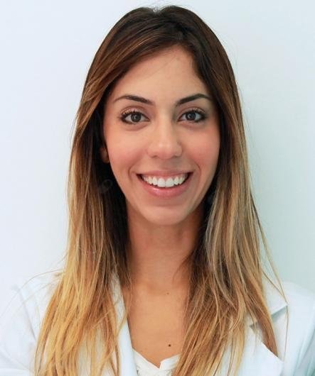 Dra. Dafne Oliveira