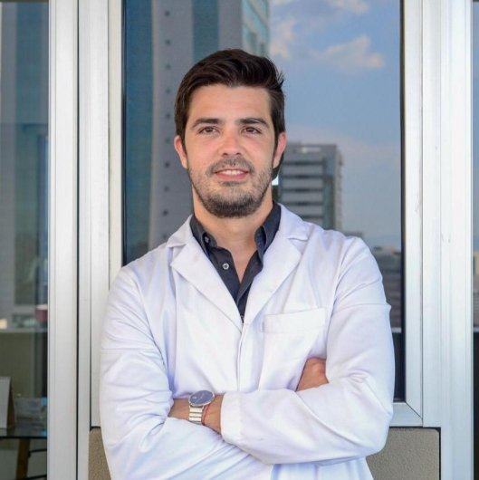 Dr. Lucas Leonardo Tavares Martins