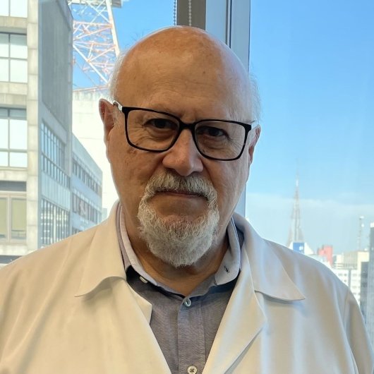 Dr. José Roberto Santos