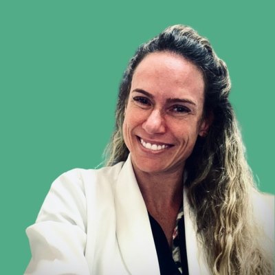 Dra. Anna Carolina Domingues Pinto