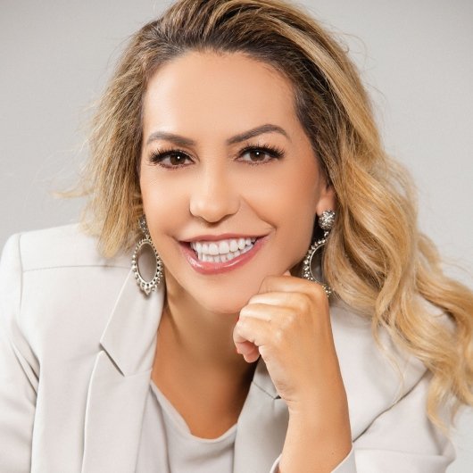 Dra. Renata Fogaça Campanha
