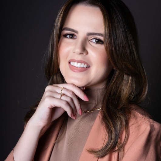 Dra. Kelly Cordeiro