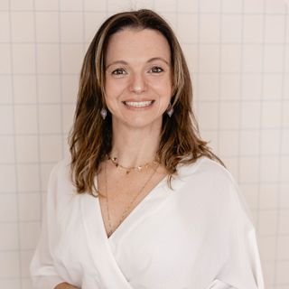 Dra. Fernanda Loschi