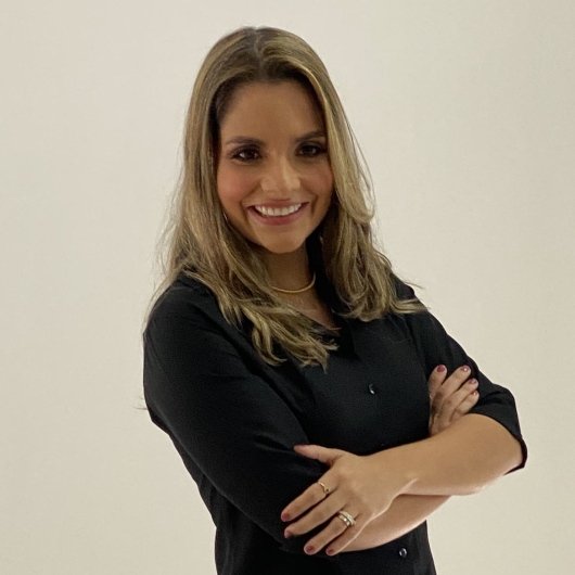 Dra. Deborah Melo Sousa Paz