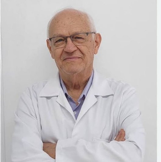 Dr. Marcelino Grimm