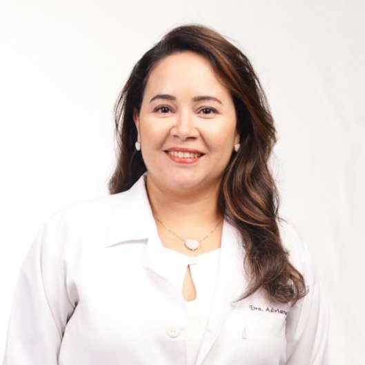 Dra. Adriana Velozo Goncalves