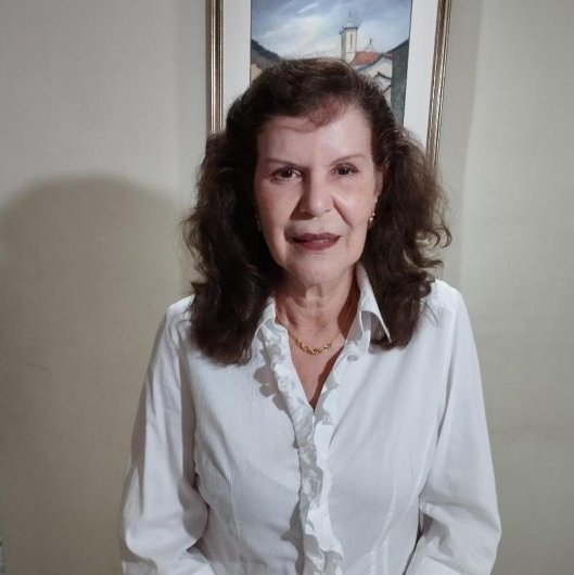 Dra. Regina Estela Gonzalez Coelho Bignardi