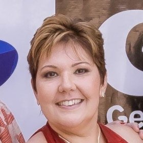 Dra. Elaine Rodrigues .