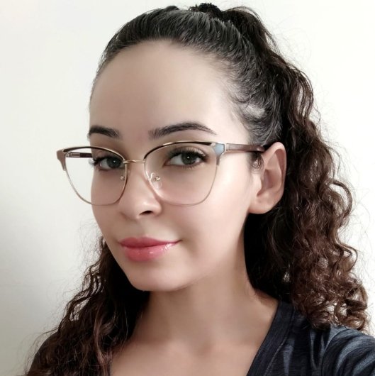 Dra. Yasmin Caroline Andrade
