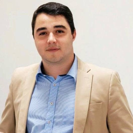 Dr. Álex Nasser