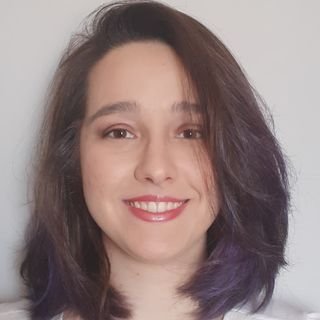 Dra. Júlia Caramaschi Martins