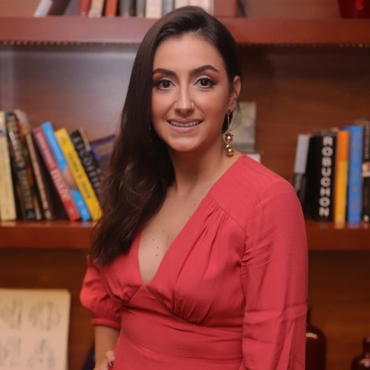 Dra. Julyana Gomes de Oliveira
