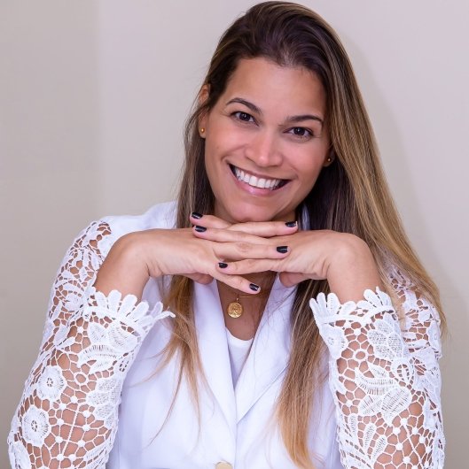 Dra. Fernanda Luiza Almeida de Souza