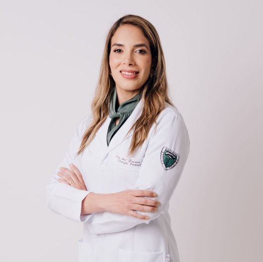 Dra. Ana Larissa Brasil Mesquita
