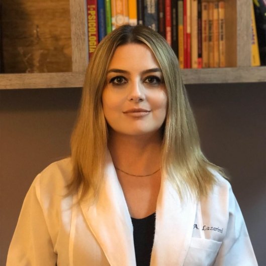 Luciana Alvarez Lazarini