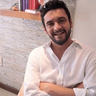Dr. Fernando Liotto