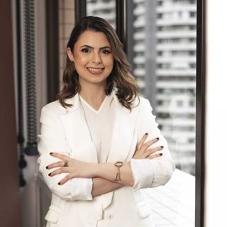 Dra. Elisa Soares Gutierrez