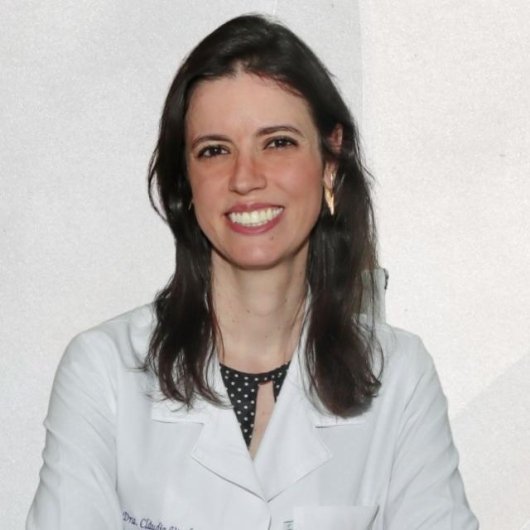 Dra. Cláudia Utsch Braga