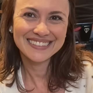 Dra. Raquel Seara Araujo