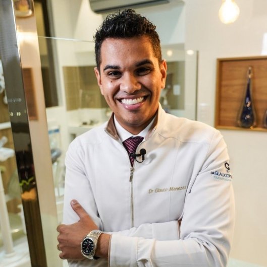 Dr. Glauco Menezes