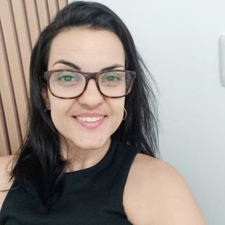 Dra. Tatiane Soares