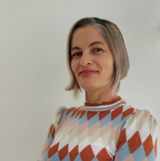 Dra. Maria das Graças dos Santos