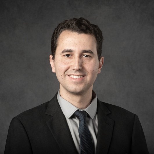 Dr. Rogerio Vale Estanislau