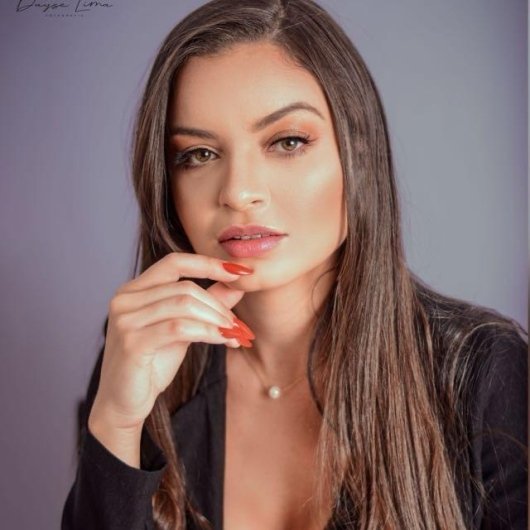 Dra. Amanda Sales Fernandes