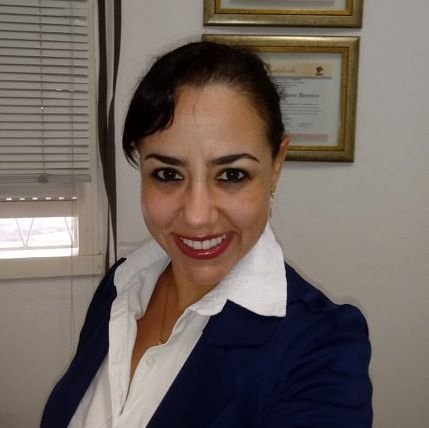 Dra. Fabiane Freire