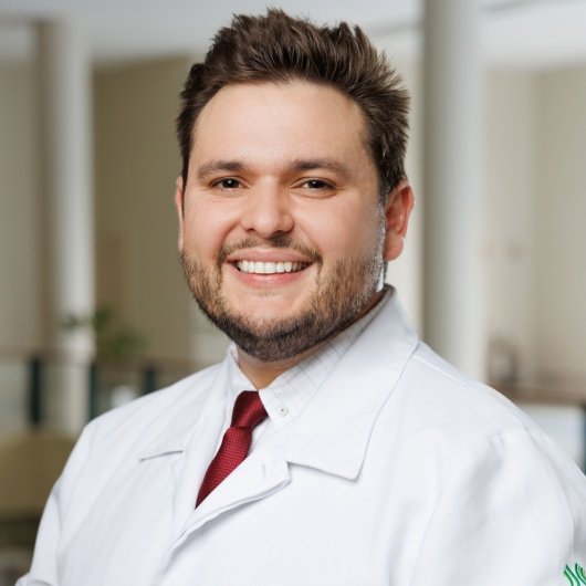 Dr. Guilherme Ladwig Tejada