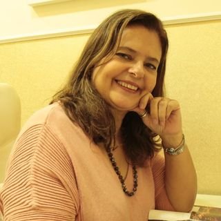 Dra. Deise Valéria Antero Loureço