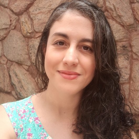 Prof. Carolina Rodrigues