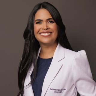 Dra. Heveline Trajano Vasconcelos