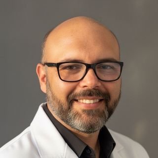 Dr. Fernando Cabral de Paiva