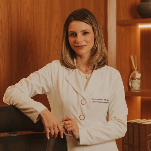Dra. Amanda Ravazzi