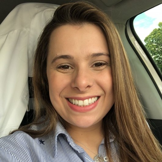 Dra. Viviane Soares Souza Lima