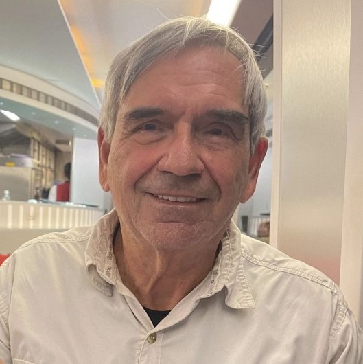 Dr. Roberto Cid Caldas