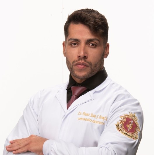 Dr. Bruno Jean Bomfim