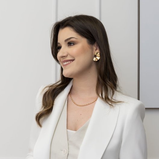 Maria Isabel Araújo