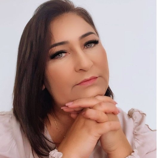 Dra. Luciana Sarah