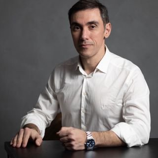Dr. André Severo Machado