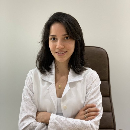 Dra. Raquel Peres de Sousa