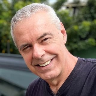 Dr. Vinícius Da Costa Ávila
