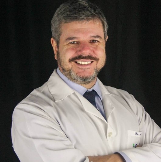 Dr. Marcelo Cherubina